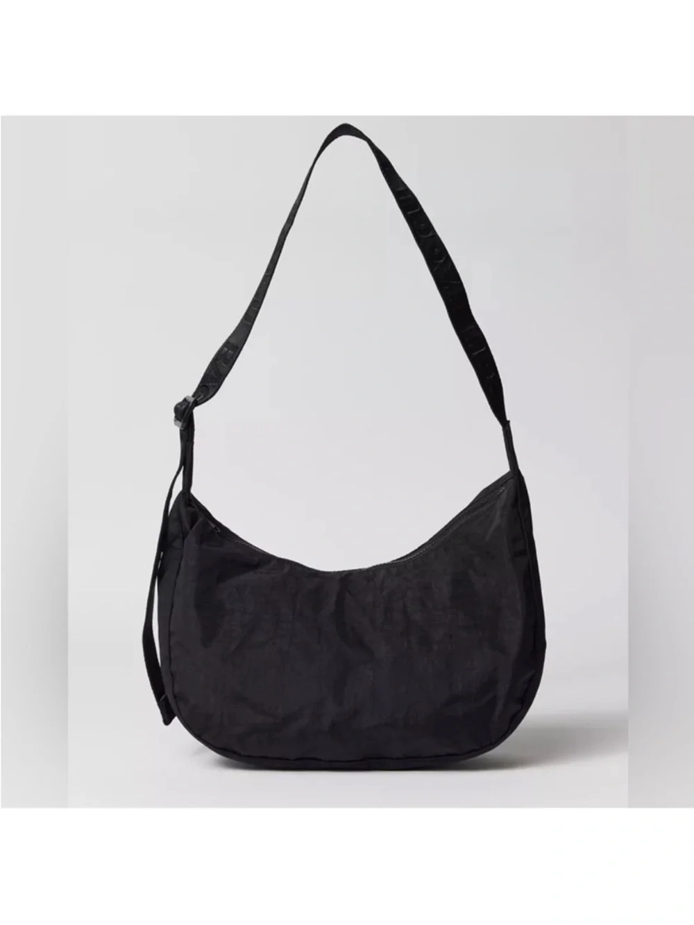 Baggu Medium Nylon Crescent Bag - Picture 4 of 14